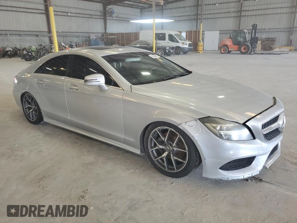 2015 Mercedes-Benz CLS-Class CLS 400 with VIN WDDLJ6HB2FA134326, listed as a Copart auction lot 62023754 with 124,750 mi miles and Clean Title. Bid and sale history available at carsss.com. Image 4.
