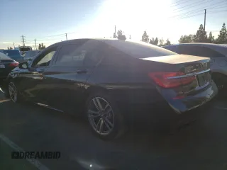 2018 BMW 7 Series 750i xDrive with VIN WBA7F2C56JB238485, listed as a Copart auction lot 75244433 with 35,702 mi miles. Bid and sale history available at carsss.com. Image 2.