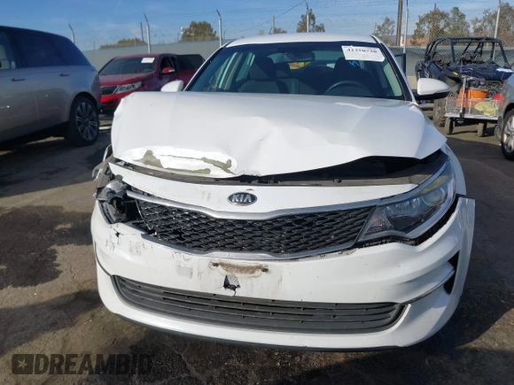 2016 Kia Optima LX Turbo with VIN 5XXGT4L15GG022697, listed as a IAAI auction lot 41410728 with 72,628 mi miles. Bid and sale history available at carsss.com. Image 6.