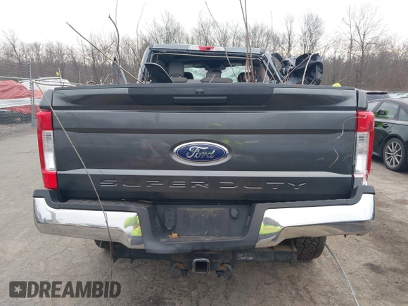 2017 Ford F-250 Lariat z VIN 1FT7W2BT1HEC02912, wystawiony jako IAAI lot #41309090 z przebiegiem 107 244 mil mil oraz . Historia ofert i sprzedaży dostępna na DreamBid. Obrazek 16.