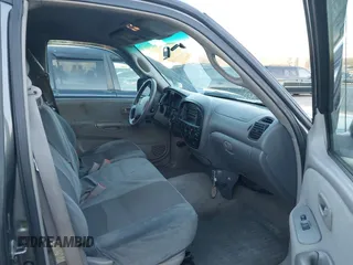 2006 Toyota Tundra SR5 with VIN 5TBRU34126S482999, listed as a IAAI auction lot 41430495 with 143,974 mi miles and . Bid and sale history available at DreamBid. Image 5.