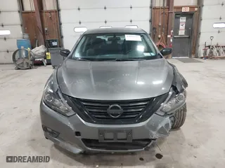 2018 Nissan Altima 2.5 SV with VIN 1N4AL3AP5JC470135, listed as a IAAI auction lot 41801045 with 122,452 mi miles. Bid and sale history available at carsss.com. Image 12.