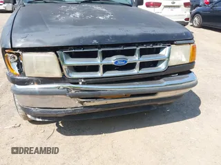 1993 Ford Ranger STX z VIN 1FTCR14U5PPB26328, wystawiony jako IAAI lot #42145116 z przebiegiem 60 664 mil mil oraz . Historia ofert i sprzedaży dostępna na DreamBid. Obrazek 6.