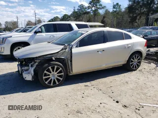 2017 Volvo S60 Inscription Platinum with VIN LYV402TM9HB128991, listed as a Copart auction lot 42903374 with 71,195 mi miles. Bid and sale history available at carsss.com. Image 1.