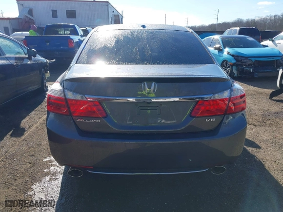 2015 Honda Accord Sedan EX-L with VIN 1HGCR3F82FA031708, listed as a IAAI auction lot 41223504 with 91,559 mi miles. Bid and sale history available at carsss.com. Image 16.