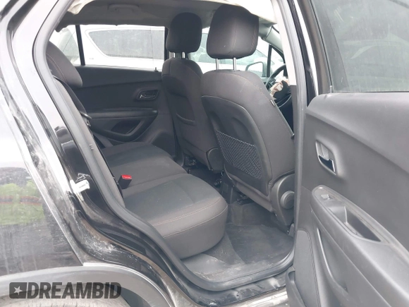 2020 Chevrolet Trax LS z VIN KL7CJKSB7LB314979, wystawiony jako IAAI lot #41899919 z przebiegiem 54 233 mil mil oraz . Historia ofert i sprzedaży dostępna na DreamBid. Obrazek 8.