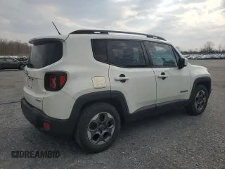 2015 Jeep Renegade Latitude with VIN ZACCJABH4FPC16004, listed as a Copart auction lot 49983745 with 88,859 mi miles and Clean Title. Bid and sale history available at carsss.com. Image 3.