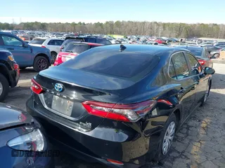 2022 Toyota Camry Hybrid LE with VIN 4T1C31AK1NU579117, listed as a IAAI auction lot 41575058 with 198,792 mi miles. Bid and sale history available at carsss.com. Image 4.