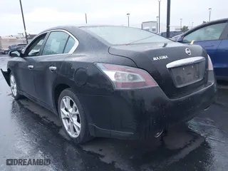 2013 Nissan Maxima 3.5 S with VIN 1N4AA5AP4DC822076, listed as a IAAI auction lot 41916291 with 140,059 mi miles. Bid and sale history available at carsss.com. Image 3.