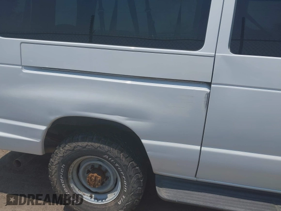 2007 Ford Econoline Passenger XL с VIN 1FBSS31L37DA02717, выставлен на аукционе IAAI как лот 42624237 с пробегом 422 811 миль миль и . История ставок и продаж доступна на DreamBid. Изображение 6.