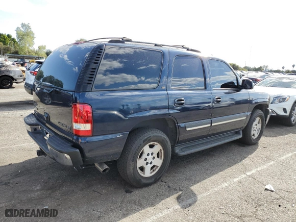 2005 Chevrolet Tahoe Z71 with VIN 1GNEC13T65R212159, listed as a Copart auction lot 52050315 with 233,850 mi miles and Salvage Title. Bid and sale history available at carsss.com. Image 3.