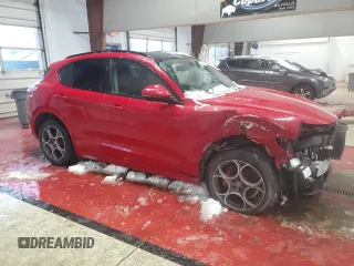 2020 Alfa Romeo Stelvio Sport with VIN ZASPAKAN3L7C88777, listed as a Copart auction lot 59322774 with 43,281 mi miles and Non Repairable. Bid and sale history available at carsss.com. Image 4.