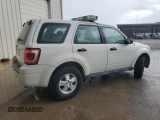 2011 Ford Escape XLS with VIN 1FMCU0C74BKC27897, listed as a Copart auction lot 63084415 with 116,423 mi miles and Clean title. Bid and sale history available at DreamBid. Image 3.
