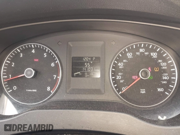 2013 Volkswagen Jetta SE with VIN 3VWDP7AJ4DM447010, listed as a IAAI auction lot 42371303 with 141,031 mi miles and . Bid and sale history available at DreamBid. Image 7.