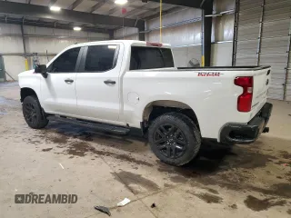 2022 Chevrolet Silverado 1500 Custom Trail Boss with VIN 3GCPDCEK8NG625750, listed as a Copart auction lot 81053304 with 33,151 mi miles and Salvage Title. Bid and sale history available at carsss.com. Image 2.