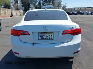 2015 Acura ILX z VIN 19VDE1F34FE009447, wystawiony jako IAAI lot #41953691 z przebiegiem 98 492 mil mil oraz . Historia ofert i sprzedaży dostępna na DreamBid. Obrazek 17.