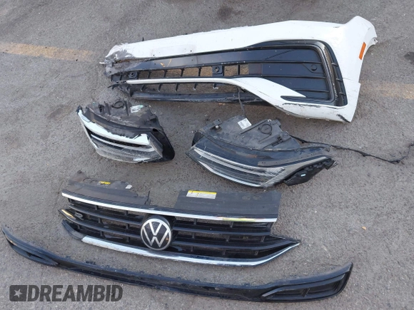 2022 Volkswagen Tiguan SE R-Line Black with VIN 3VVCB7AX1NM022655, listed as a IAAI auction lot 41319977 with 92,860 mi miles and . Bid and sale history available at DreamBid. Image 12.