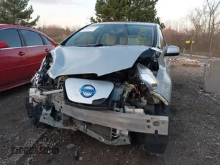 2012 Nissan LEAF SL with VIN JN1AZ0CP6CT017653, listed as a IAAI auction lot 40872149 with 68,474 mi miles. Bid and sale history available at carsss.com. Image 6.