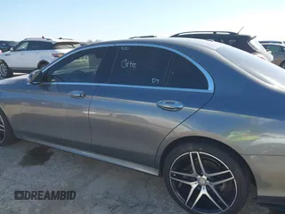 2017 Mercedes-Benz E 300 Luxury with VIN WDDZF4KB3HA208414, listed as a IAAI auction lot 41849093 with 92,919 mi miles and . Bid and sale history available at DreamBid. Image 14.