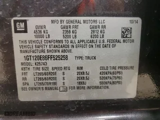 2015 GMC Sierra 2500HD Denali with VIN 1GT120E86FF525258, listed as a Copart auction lot 84499944 with 207,033 mi miles and Clean Title. Bid and sale history available at carsss.com. Image 15.