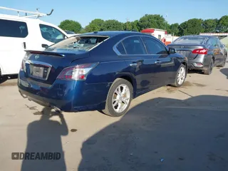 2012 Nissan Maxima SV z VIN 1N4AA5AP7CC852963, wystawiony jako IAAI lot #41999450 z przebiegiem 127 954 mil mil oraz . Historia ofert i sprzedaży dostępna na DreamBid. Obrazek 4.
