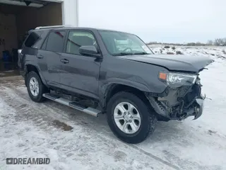 2017 Toyota 4Runner SR5 with VIN JTEBU5JR1H5433456, listed as a IAAI auction lot 41291267 with 61,365 mi miles. Bid and sale history available at carsss.com. Image 1.