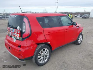 2019 Kia Soul + with VIN KNDJP3A58K7015495, listed as a IAAI auction lot 41668065 with 93,862 mi miles. Bid and sale history available at carsss.com. Image 4.