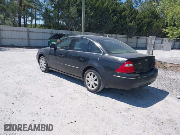 2006 Ford Five Hundred Limited with VIN 1FAFP25106G105436, listed as a IAAI auction lot 42039250 with 238,072 mi miles. Bid and sale history available at carsss.com. Image 3.