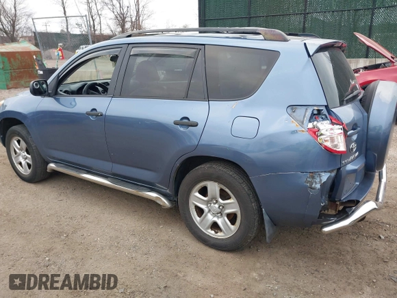 2006 Toyota RAV4 with VIN JTMZD33V165020273, listed as a IAAI auction lot 41761215 with 146,139 mi miles. Bid and sale history available at carsss.com. Image 3.