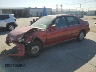 1995 Honda Civic с VIN JHMEH9691SS010390, выставлен на аукционе Copart как лот 61509135 с пробегом 169 905 миль миль и Списание • Salvage title. История ставок и продаж доступна на DreamBid. Изображение 1.