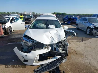2015 Toyota Corolla L z VIN 2T1BURHE3FC392777, wystawiony jako IAAI lot #42024458 z przebiegiem 99 051 mil mil oraz . Historia ofert i sprzedaży dostępna na DreamBid. Obrazek 12.