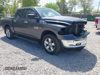 2017 Ram 1500 Big Horn z VIN 1C6RR7LT3HS787982, wystawiony jako IAAI lot #42260093 z przebiegiem 64 689 mil mil oraz . Historia ofert i sprzedaży dostępna na DreamBid. Obrazek 1.