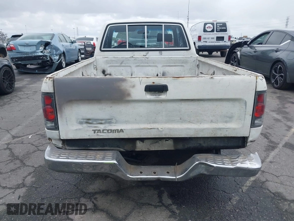 1992 Toyota Pickup DLX with VIN JT4RN93P9N5064411, listed as a IAAI auction lot 41787535 with 170,294 mi miles and . Bid and sale history available at DreamBid. Image 16.