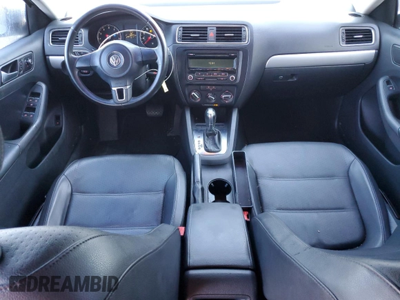 2013 Volkswagen Jetta SE with VIN 3VWDP7AJXDM367100, listed as a Copart auction lot 82292364 with 162,074 mi miles and Clean title. Bid and sale history available at DreamBid. Image 8.