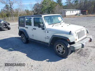 2009 Jeep Wrangler Unlimited X with VIN 1J4GZ39109L729171, listed as a IAAI auction lot 41715448 with 367,882 mi miles. Bid and sale history available at carsss.com. Image 1.
