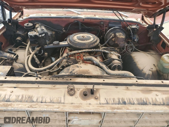 1977 Chevrolet Suburban z VIN CCL167F144344, wystawiony jako Copart lot #78394504 z przebiegiem 73 322 mil mil oraz Szkoda całkowita • Salvage title. Historia ofert i sprzedaży dostępna na DreamBid. Obrazek 12.