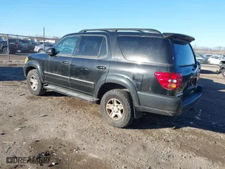 2003 Toyota Sequoia Limited with VIN 5TDBT48A73S146644, listed as a IAAI auction lot 41670937 with 254,916 mi miles. Bid and sale history available at carsss.com. Image 3.