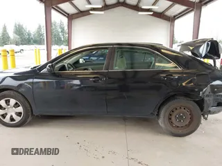 2007 Toyota Camry CE with VIN 4T1BE46KX7U081730, listed as a IAAI auction lot 41765725 with 231,354 mi miles. Bid and sale history available at carsss.com. Image 15.