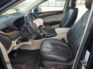 2017 Lincoln MKC Select with VIN 5LMCJ2C95HUL00405, listed as a Copart auction lot 47207655 with 65,515 mi miles and Salvage Title. Bid and sale history available at DreamBid. Image 7.