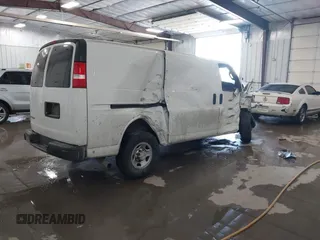 2020 Chevrolet Express Cargo Van with VIN 1GCWGAFGXL1252823, listed as a IAAI auction lot 41536004 with 1 mi miles. Bid and sale history available at carsss.com. Image 4.