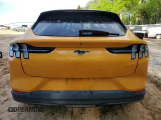 2022 Ford Mustang Mach-E Select z VIN 3FMTK1RM6NMA40652, wystawiony jako Copart lot #52565105 z przebiegiem 32 427 mil mil oraz Szkody całkowita. Historia ofert i sprzedaży dostępna na DreamBid. Obrazek 6.