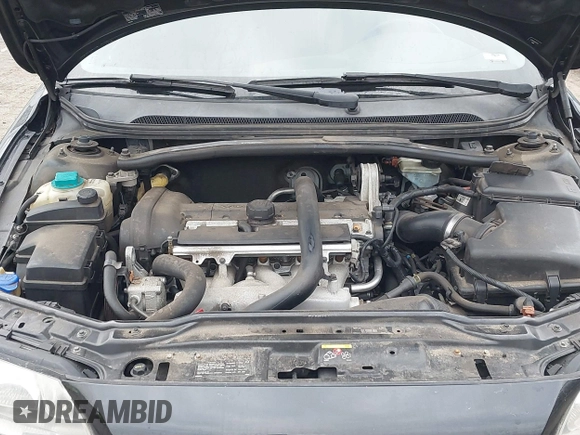 2009 Volvo S60 2.5T with VIN YV1RH592692723722, listed as a IAAI auction lot 41302600 with 126,027 mi miles. Bid and sale history available at carsss.com. Image 10.