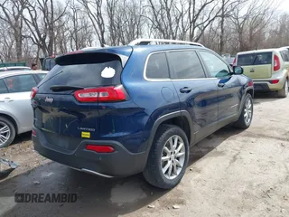 2018 Jeep Cherokee Limited with VIN 1C4PJMDB5JD562002, listed as a IAAI auction lot 41806090 with 116,706 mi miles. Bid and sale history available at carsss.com. Image 4.