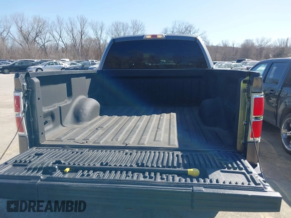 2013 Ford F-150 XL with VIN 1FTFW1ET8DFB54895, listed as a IAAI auction lot 41767116 with 232,291 mi miles. Bid and sale history available at carsss.com. Image 12.