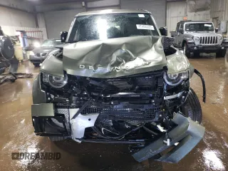 2025 Land Rover Defender S с VIN SALEJ7EXXS2363343, выставлен на аукционе Copart как лот 47466005 с пробегом 118 миль миль и Списание • Salvage title. История ставок и продаж доступна на DreamBid. Изображение 5.