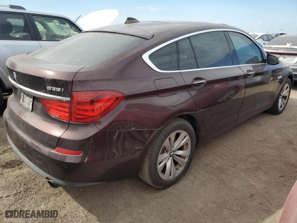 2011 BMW 5 Series Gran Turismo 535i xDrive with VIN WBASP2C5XBC337779, listed as a Copart auction lot 84385884 with 105,600 mi miles and Salvage Title. Bid and sale history available at carsss.com. Image 3.