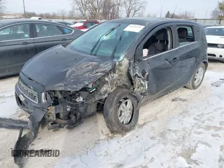 2014 Chevrolet Sonic LT with VIN 1G1JC6SB3E4219055, listed as a IAAI auction lot 41411713 with 76,047 mi miles. Bid and sale history available at carsss.com. Image 17.