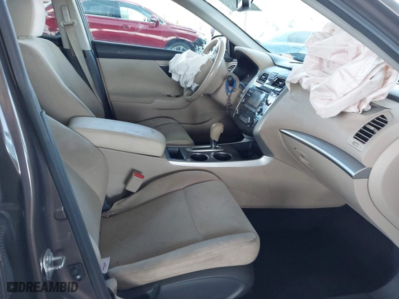 2015 Nissan Altima 2.5 SV with VIN 1N4AL3AP1FC169188, listed as a IAAI auction lot 41274644 with 82,222 mi miles. Bid and sale history available at carsss.com. Image 5.