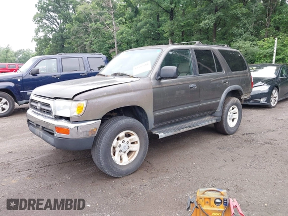 1998 Toyota 4Runner SR5 with VIN JT3HN86R6W0189663, listed as a IAAI auction lot 42537584 with 410,405 mi miles and . Bid and sale history available at DreamBid. Image 2.