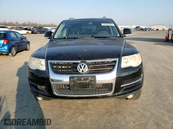 2009 Volkswagen Touareg VR6 с VIN WVGBE77L29D022277, выставлен на аукционе Copart как лот 43287925 с пробегом 184 860 миль миль и Списание • Salvage title. История ставок и продаж доступна на DreamBid. Изображение 11.